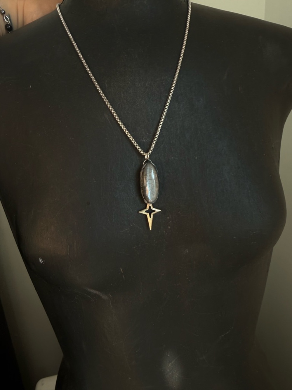 Belomorite moonstone crystal pendant necklace with star layering necklace boho - Picture 8 of 8